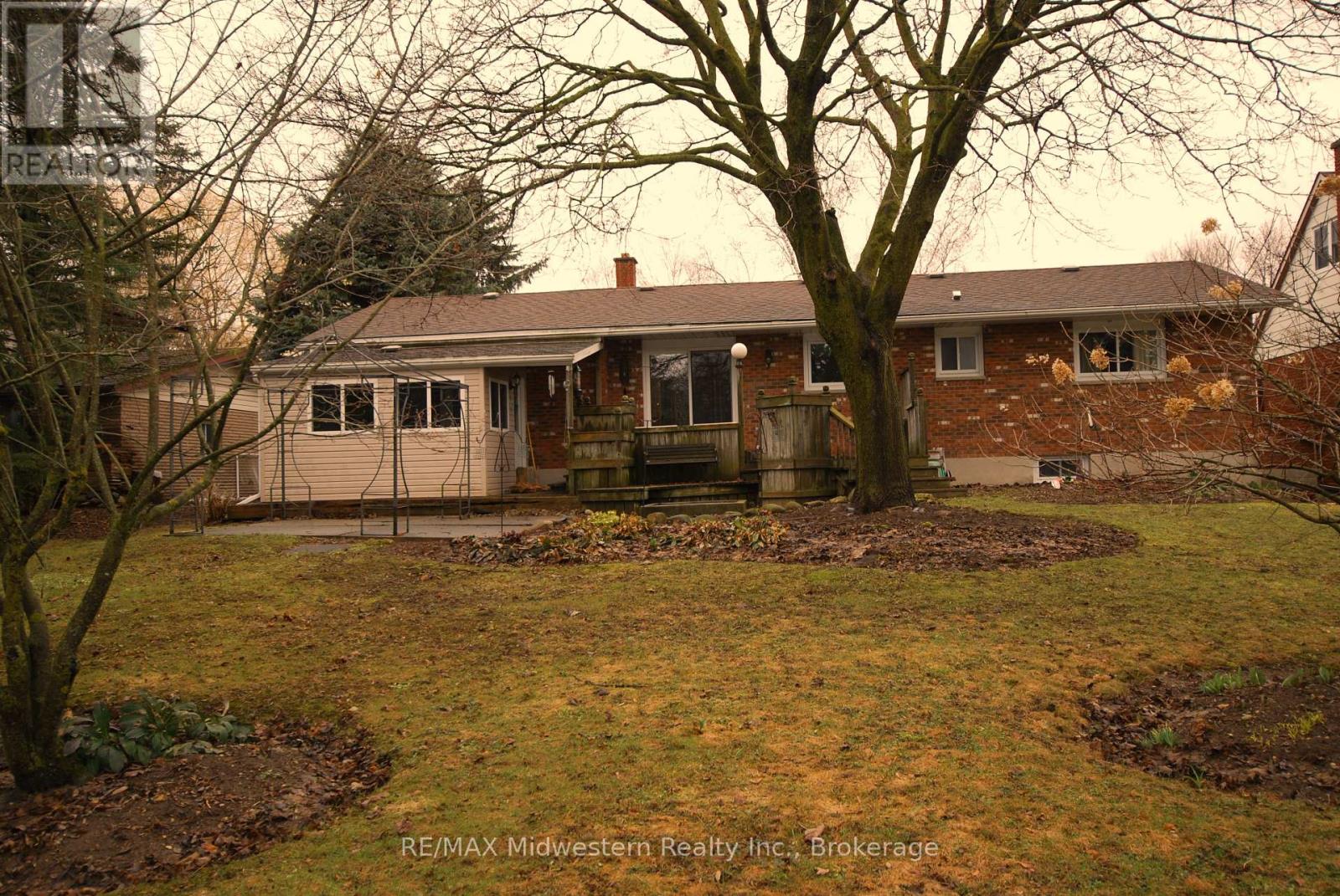 69 Louise Street, Minto, Ontario  N0G 1Z0 - Photo 2 - X12984978