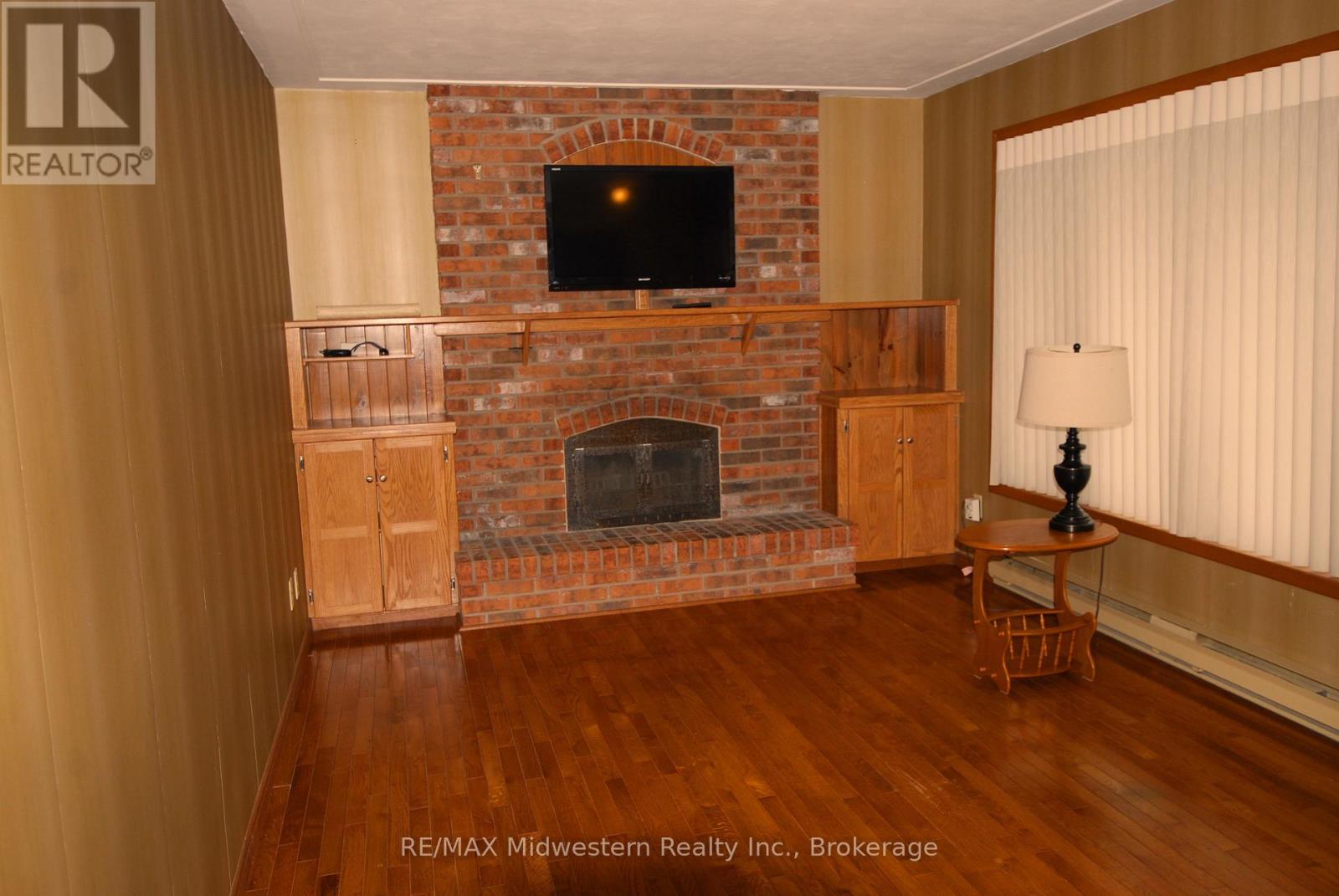 69 Louise Street, Minto, Ontario  N0G 1Z0 - Photo 7 - X12984978