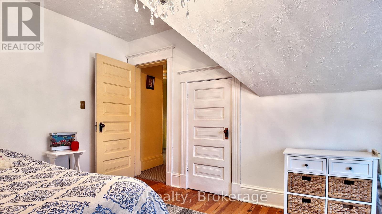 21 William Street N, Minto, Ontario  N0G 1M0 - Photo 20 - X12985128