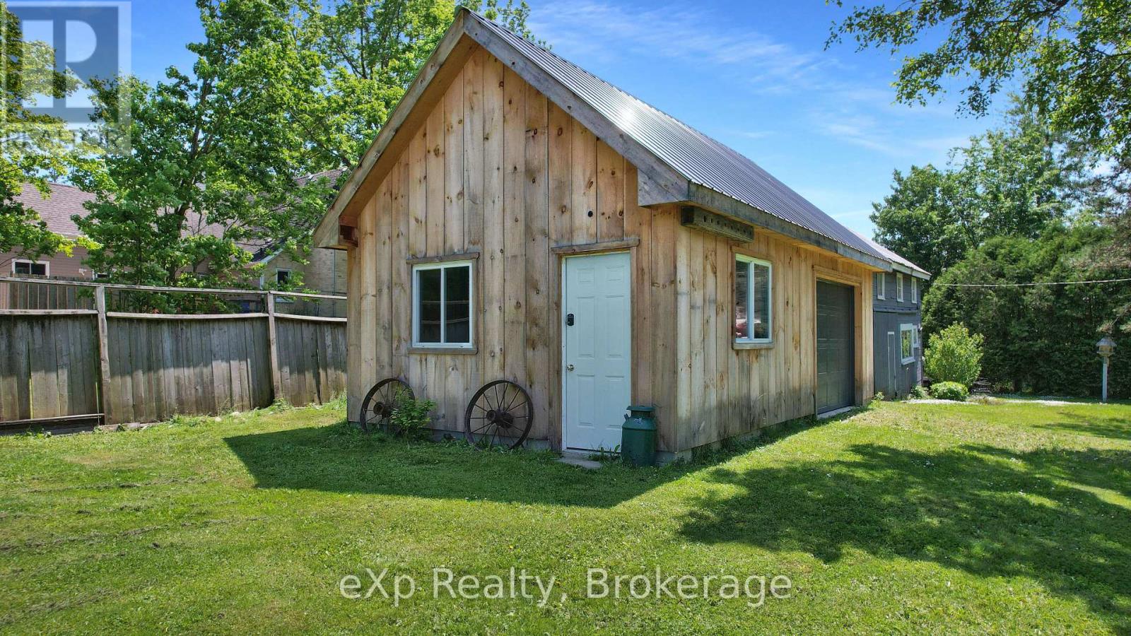 21 William Street N, Minto, Ontario  N0G 1M0 - Photo 34 - X12985128