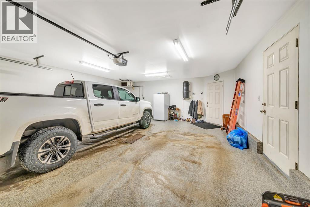 1701 52 Avenue, Lloydminster, Alberta  T9V 3K9 - Photo 34 - A2296129