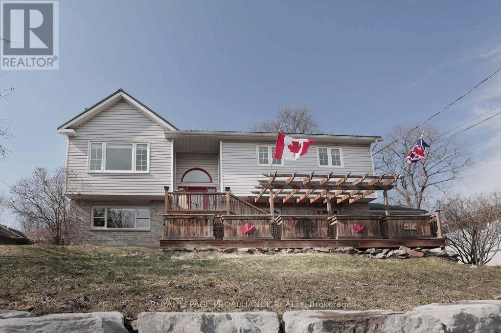 90 LIVINGSTONE AVENUE W, centre hastings, Ontario