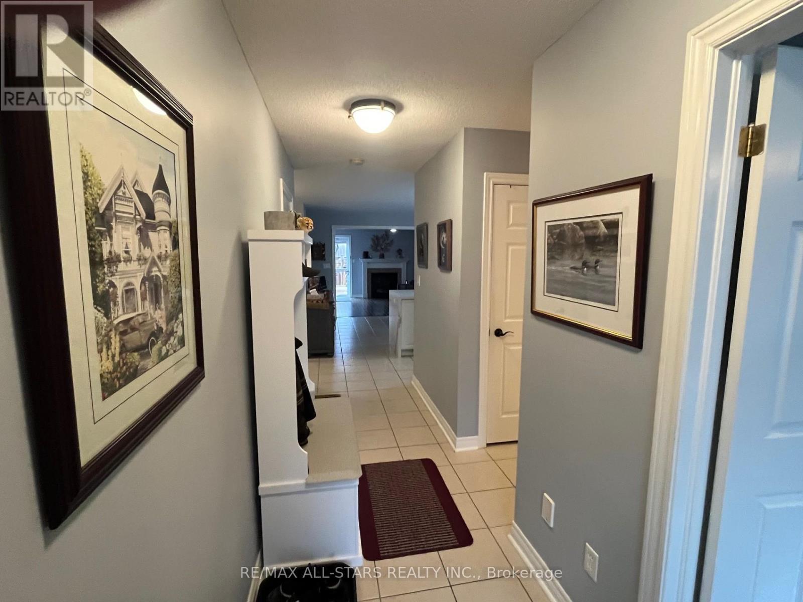 15 Purple Dusk Drive, Kawartha Lakes, Ontario  K9V 0B2 - Photo 2 - X12985026