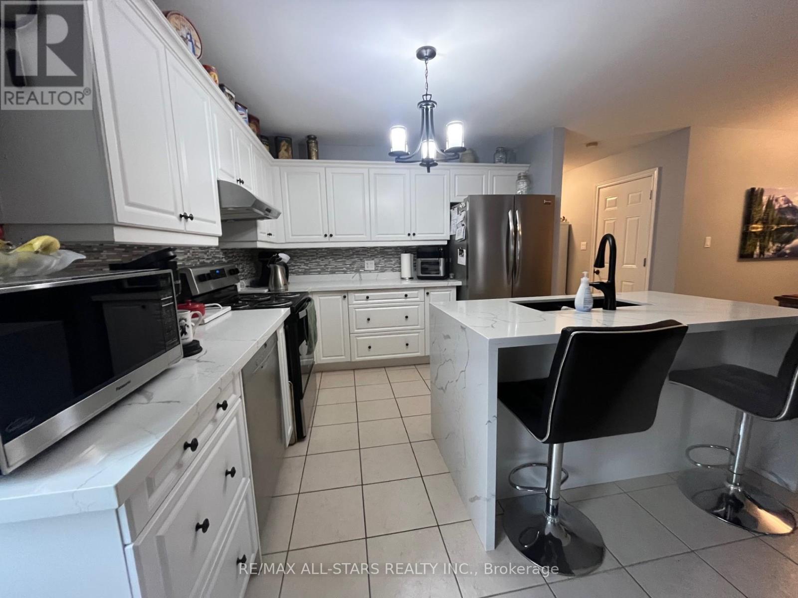 15 Purple Dusk Drive, Kawartha Lakes, Ontario  K9V 0B2 - Photo 6 - X12985026