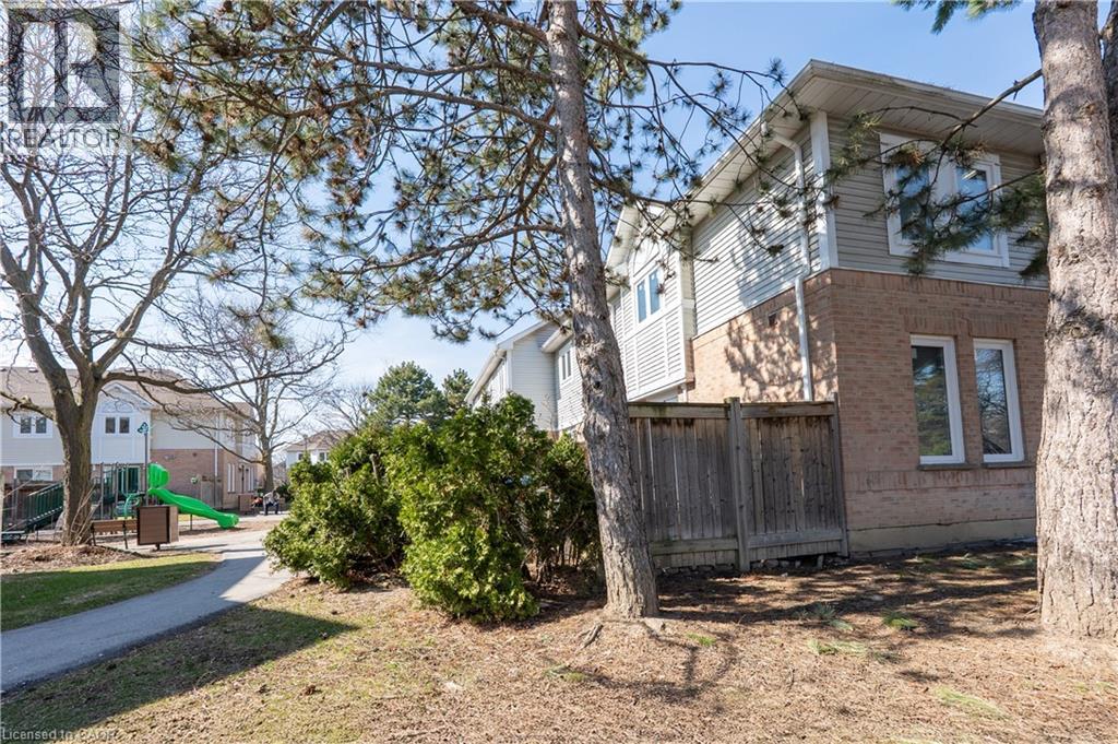 63 Wickstead Court Unit# 33, Brampton, Ontario  L6R 1N8 - Photo 38 - 40818671