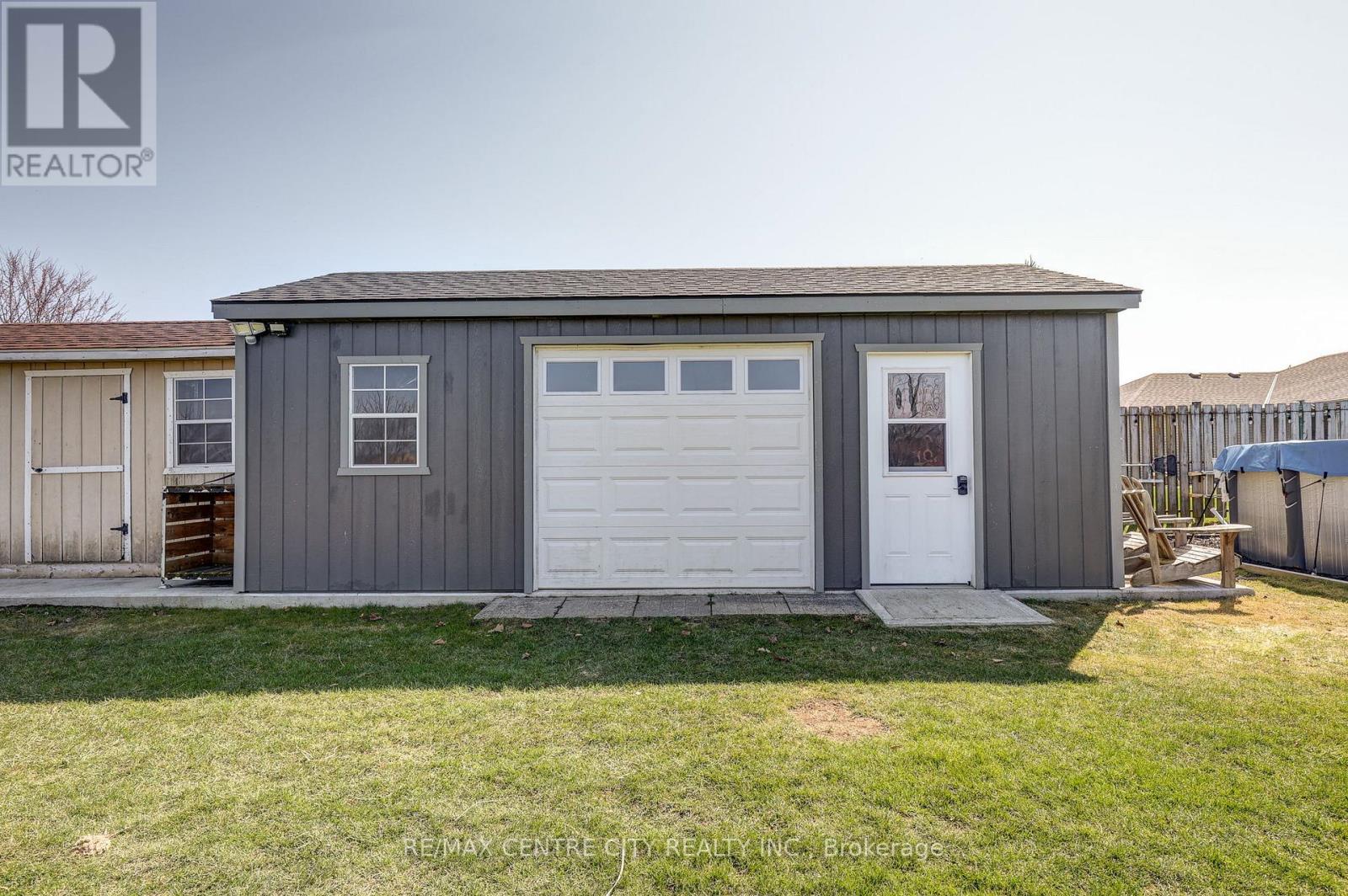 11680 Springfield Road Springfield Road, Malahide, Ontario  N0L 2J0 - Photo 5 - X12984972