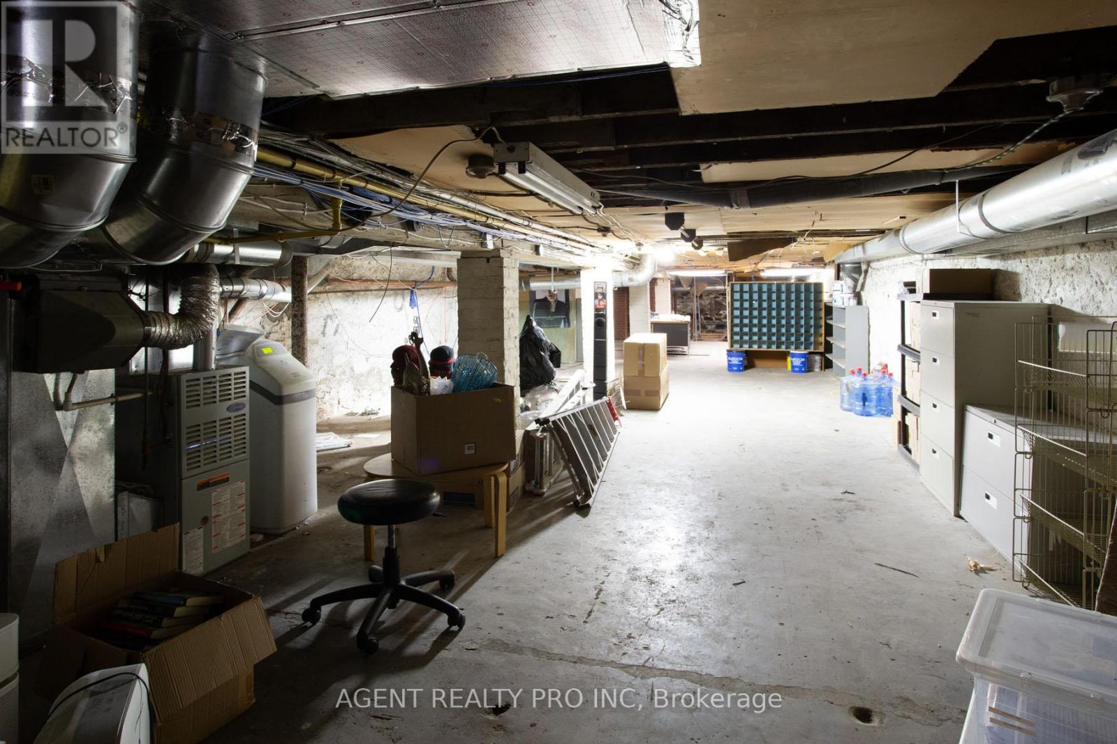 419 Dundas Street, Woodstock, Ontario  N4S 1B8 - Photo 15 - X12985050