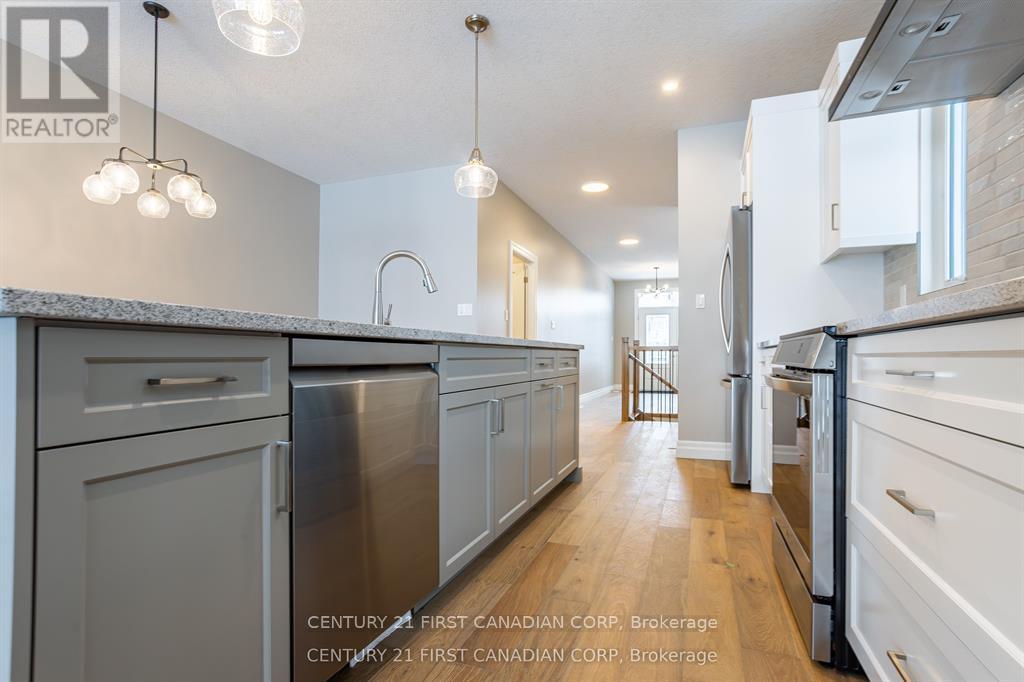 Lot 105 Darwin Crescent, London South, Ontario  N6P 0J6 - Photo 12 - X12985080