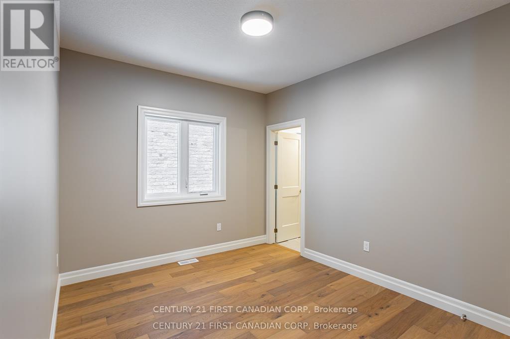 Lot 105 Darwin Crescent, London South, Ontario  N6P 0J6 - Photo 23 - X12985080