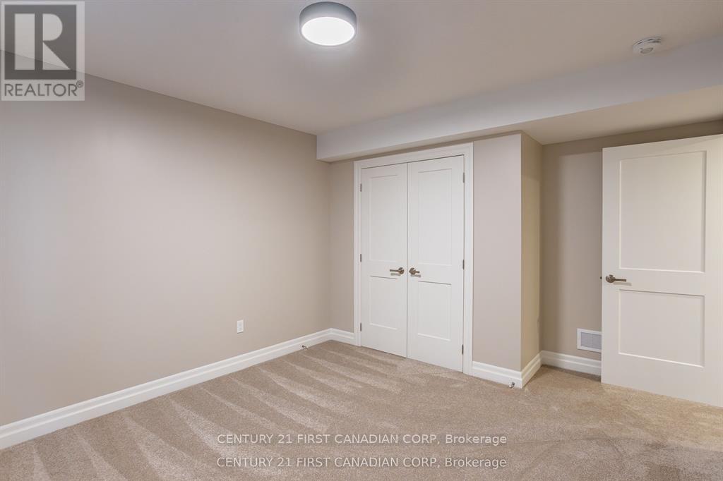 Lot 105 Darwin Crescent, London South, Ontario  N6P 0J6 - Photo 24 - X12985080