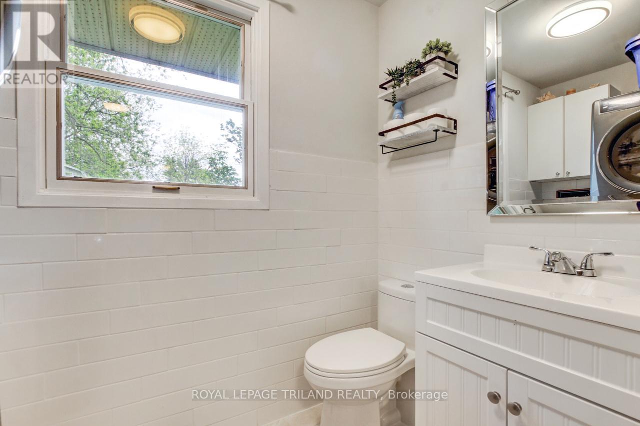 9460 Currie Road, Dutton/dunwich, Ontario  N0L 2M0 - Photo 13 - X12985154