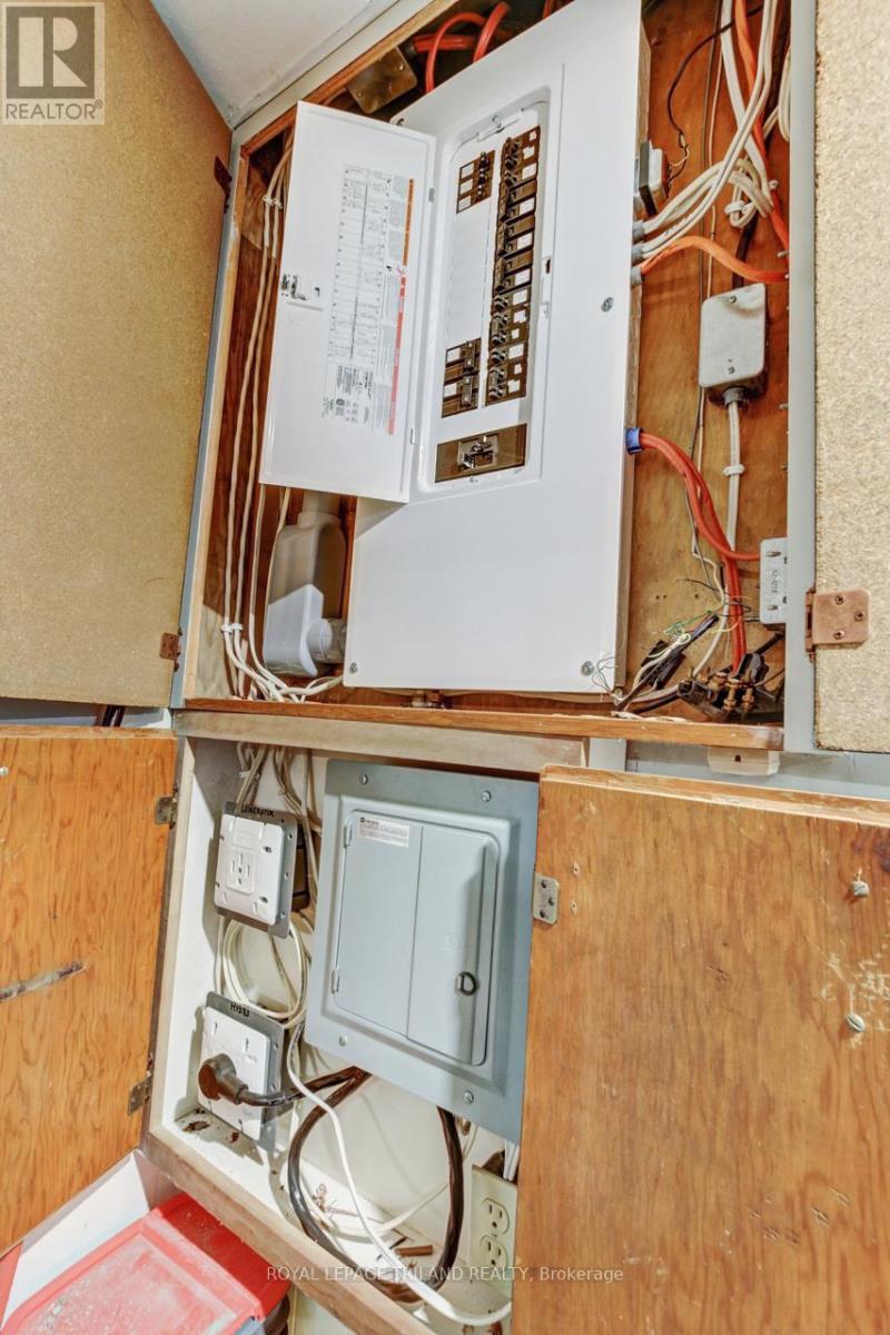 9460 Currie Road, Dutton/dunwich, Ontario  N0L 2M0 - Photo 34 - X12985154