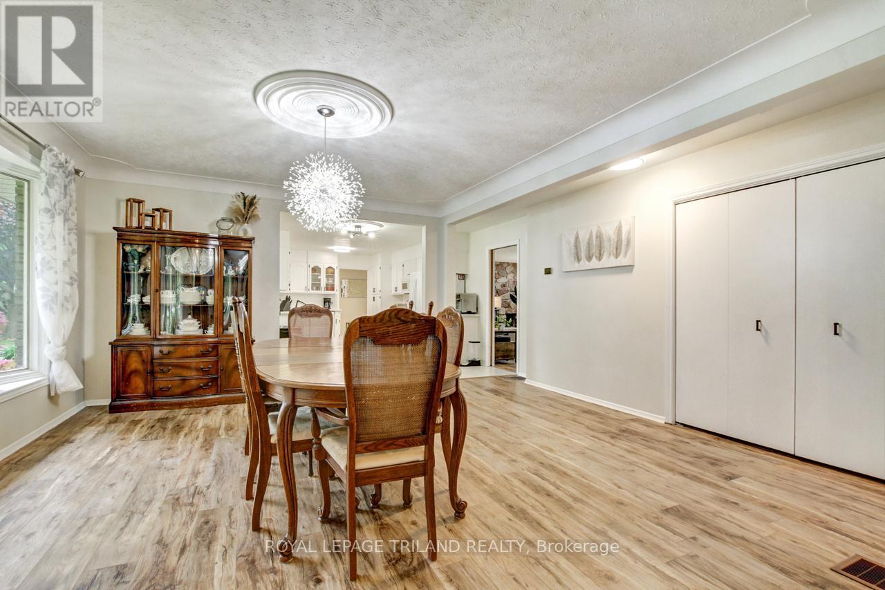 9460 Currie Road, Dutton/dunwich, Ontario  N0L 2M0 - Photo 6 - X12985154