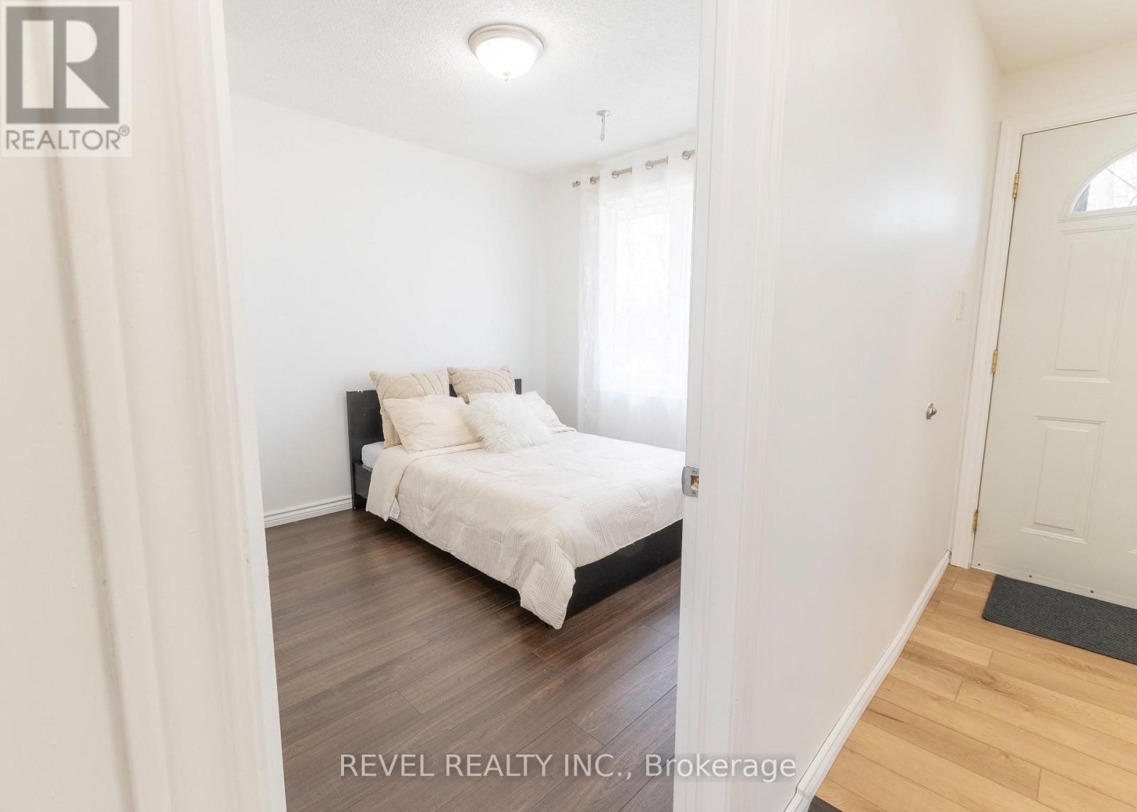 136 Lacey Crescent, London South, Ontario  N6E 2E7 - Photo 13 - X12985210