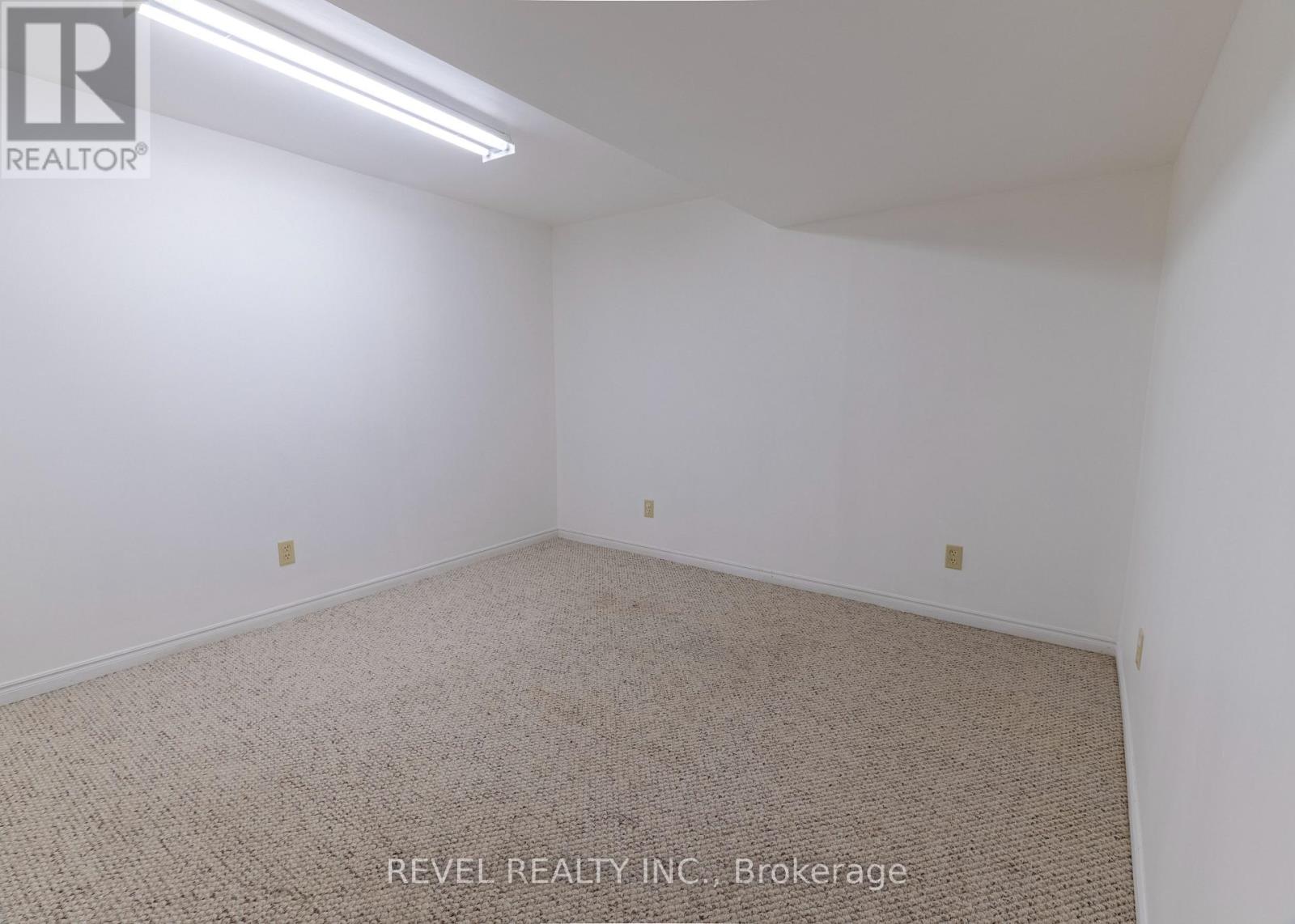 136 Lacey Crescent, London South, Ontario  N6E 2E7 - Photo 22 - X12985210