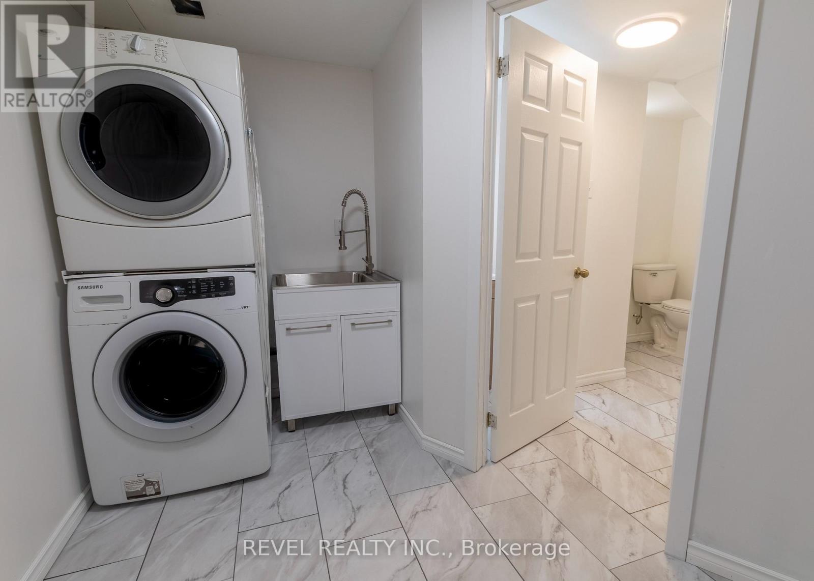 136 Lacey Crescent, London South, Ontario  N6E 2E7 - Photo 24 - X12985210