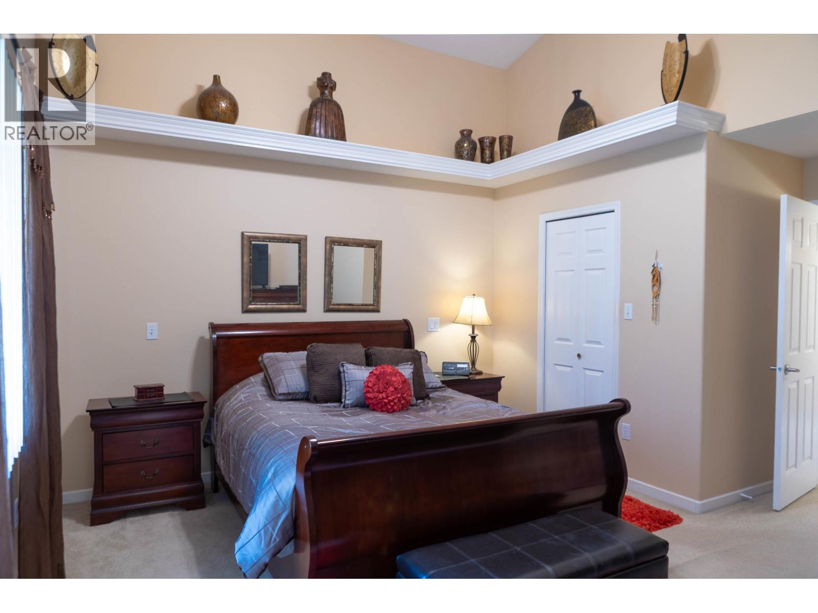 888 Herrmann Street, Coquitlam, British Columbia  V3C 6E7 - Photo 8 - R3109799