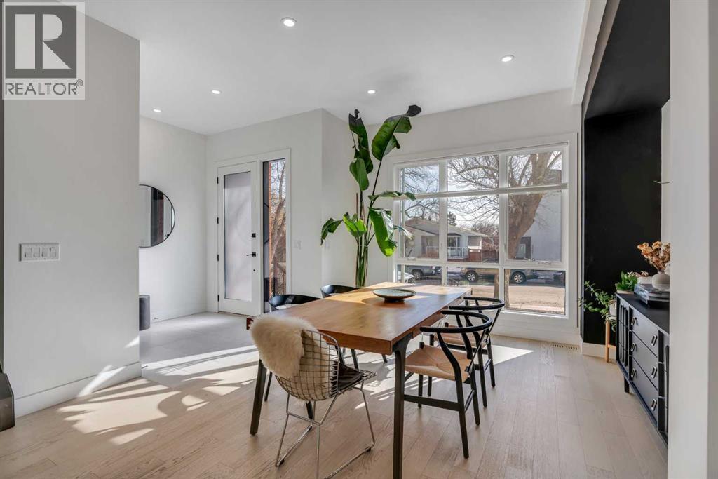 2839 35 Street SW, Calgary, Alberta  T3E 2Y7 - Photo 5 - A2297564