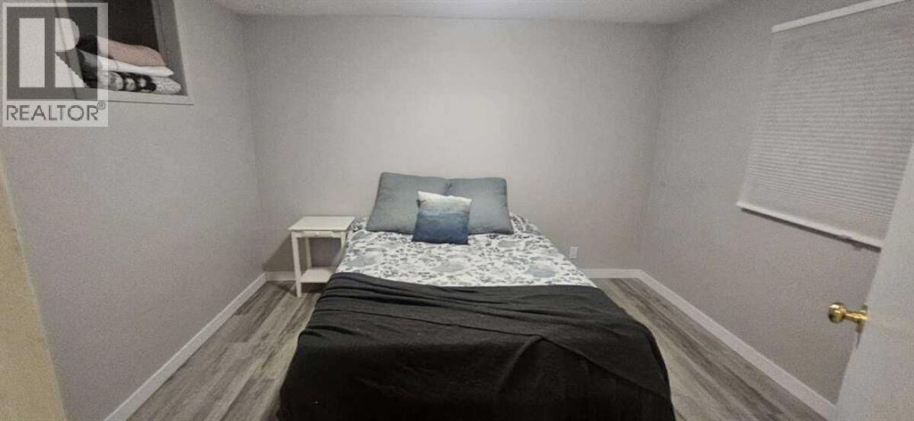 5489 51 Avenue, Lacombe, Alberta  T4L 1K9 - Photo 7 - A2300381