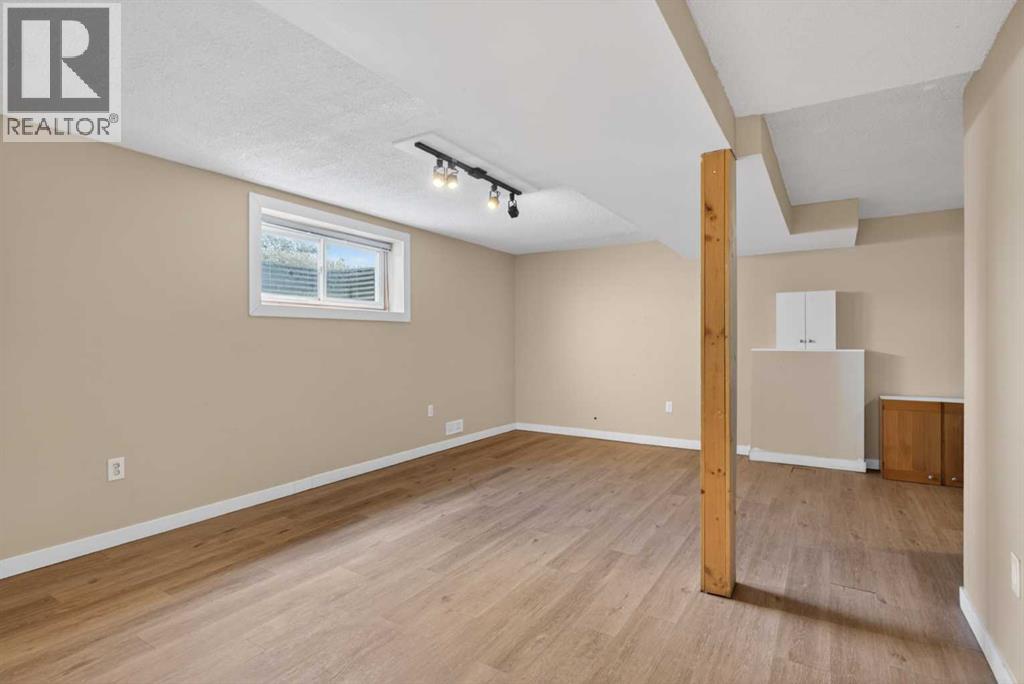 5543 Dalhart Road NW, Calgary, Alberta  T3A 1S8 - Photo 27 - A2300794