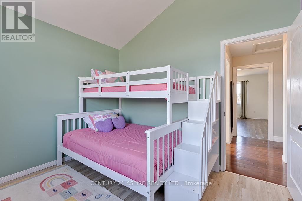 1034 Limestone Trail, Petawawa, Ontario  K8H 0A5 - Photo 21 - X12984950