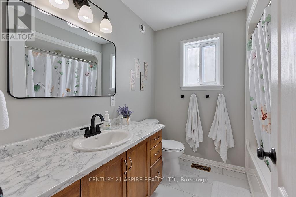 1034 Limestone Trail, Petawawa, Ontario  K8H 0A5 - Photo 22 - X12984950