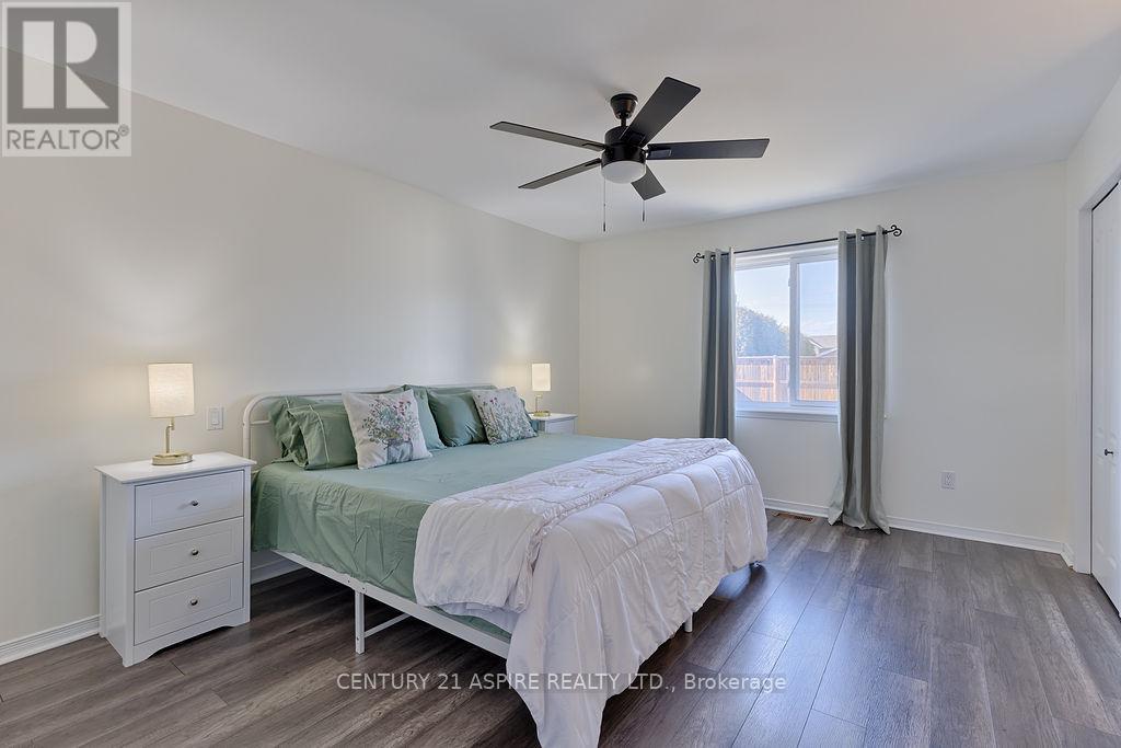 1034 Limestone Trail, Petawawa, Ontario  K8H 0A5 - Photo 23 - X12984950