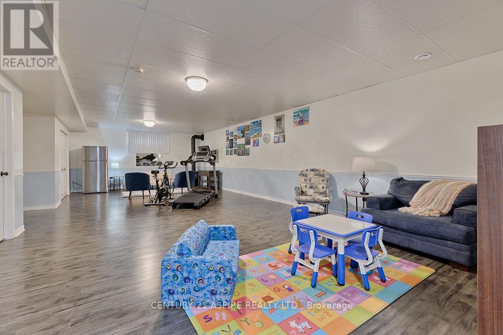 1034 Limestone Trail, Petawawa, Ontario  K8H 0A5 - Photo 26 - X12984950