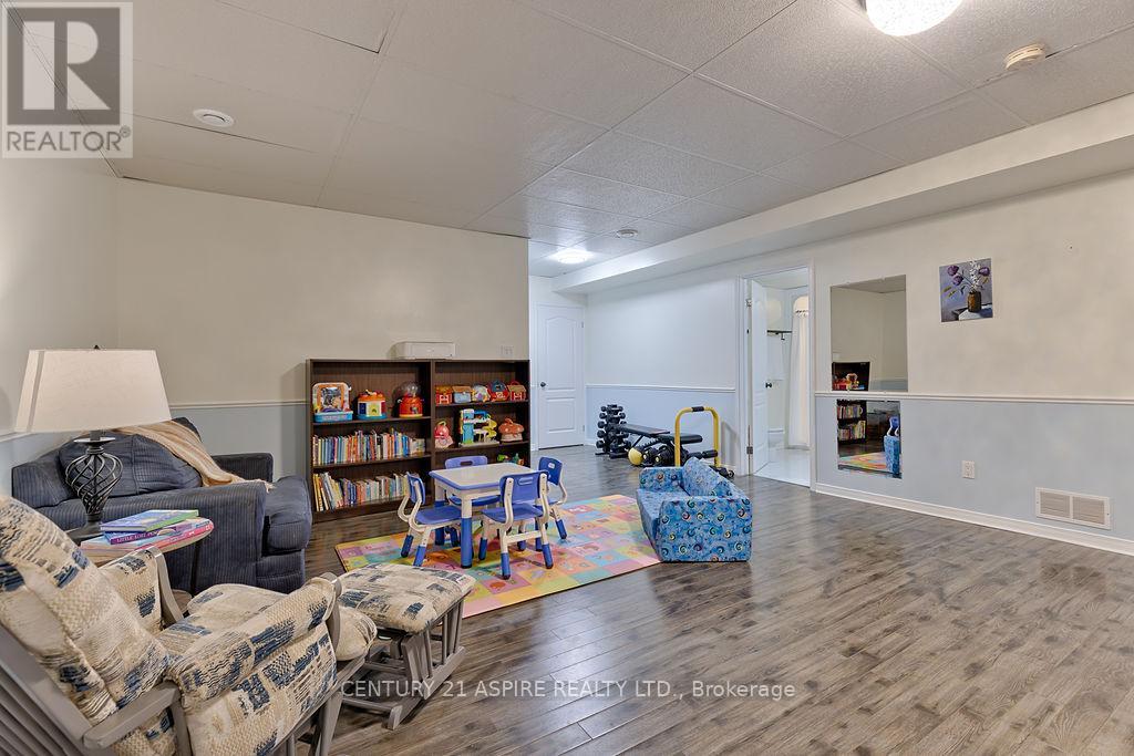 1034 Limestone Trail, Petawawa, Ontario  K8H 0A5 - Photo 27 - X12984950