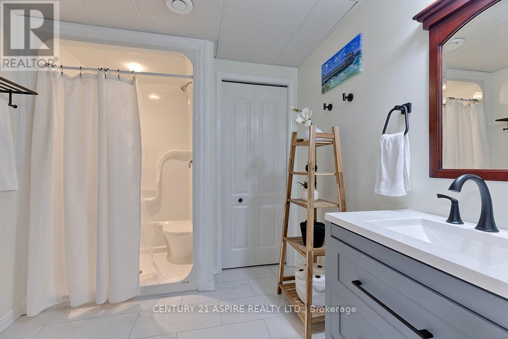 1034 Limestone Trail, Petawawa, Ontario  K8H 0A5 - Photo 36 - X12984950