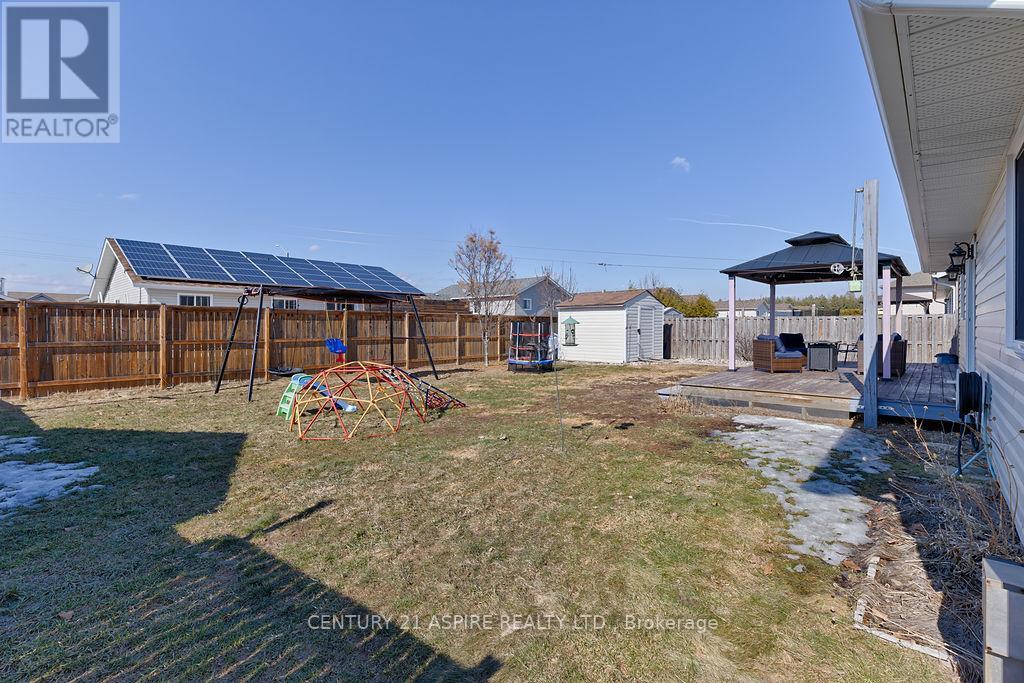 1034 Limestone Trail, Petawawa, Ontario  K8H 0A5 - Photo 40 - X12984950