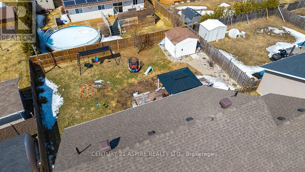 1034 Limestone Trail, Petawawa, Ontario  K8H 0A5 - Photo 44 - X12984950