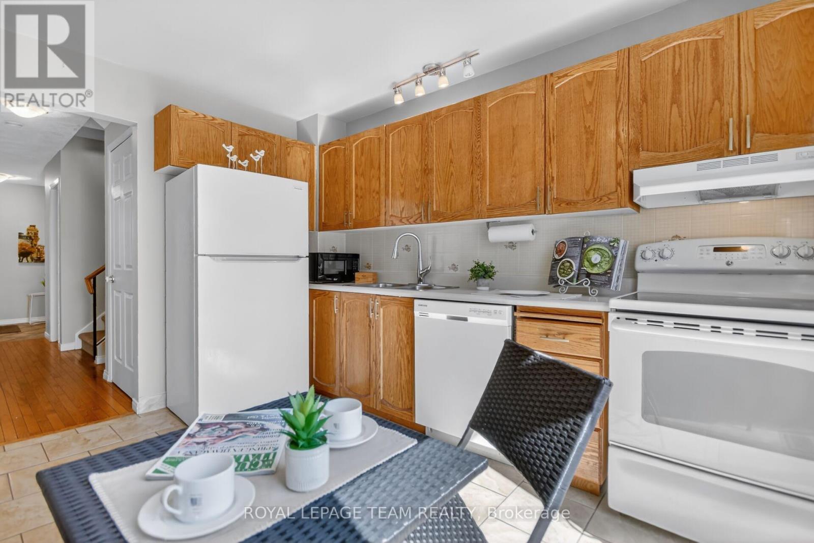 74 Palomino Drive, Ottawa, Ontario  K2M 1N2 - Photo 20 - X12984976