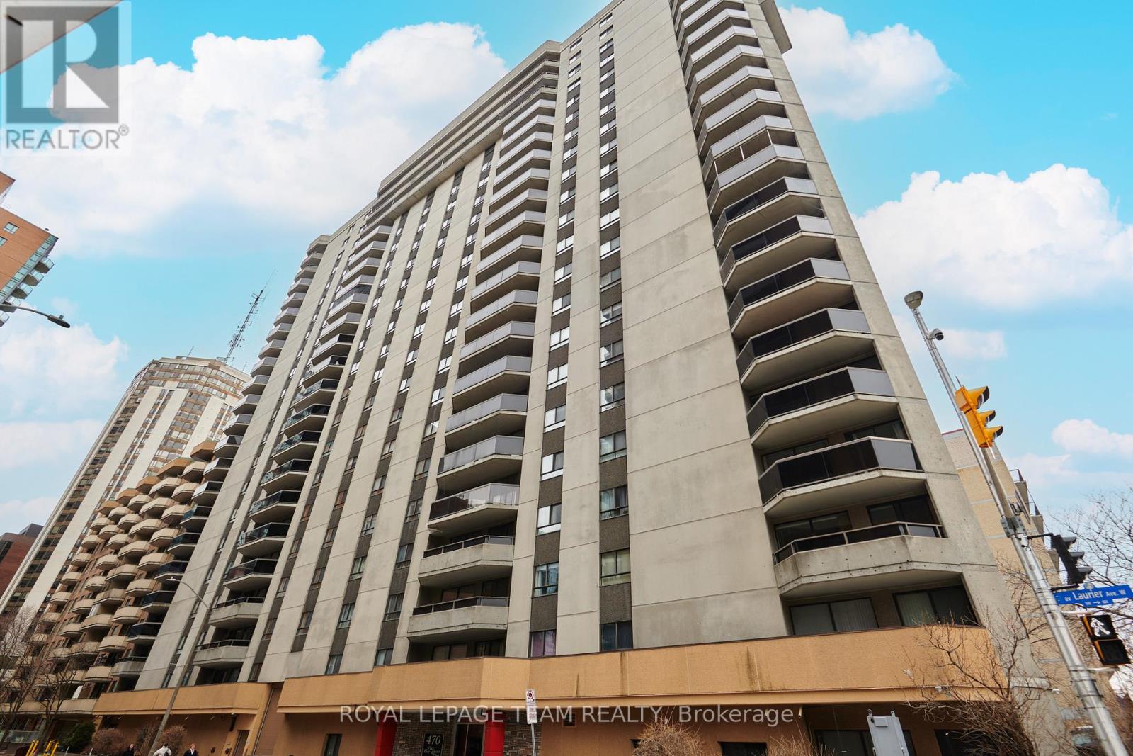 1407 - 470 Laurier Avenue W, Ottawa, Ontario  K1R 7W9 - Photo 1 - X12984990