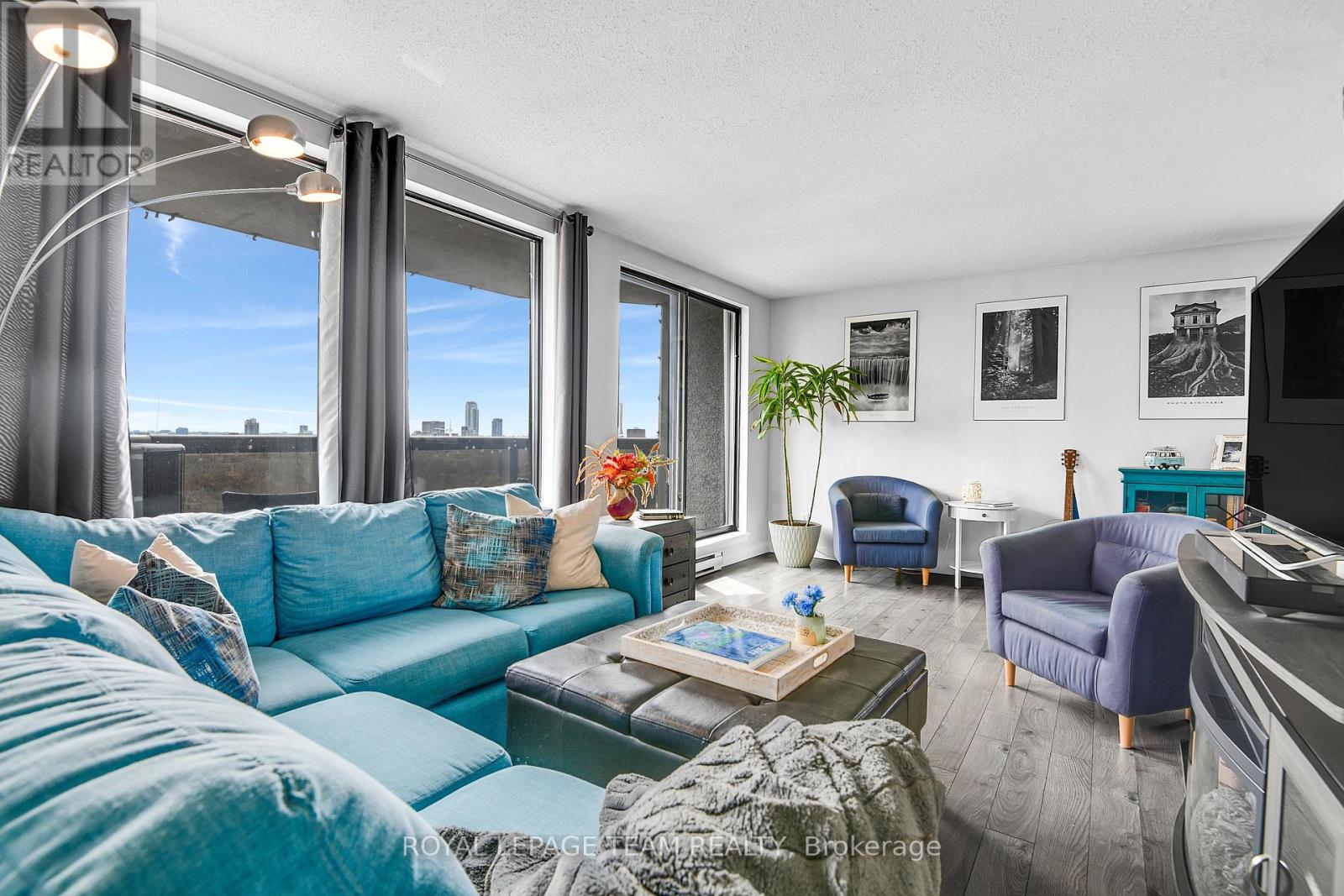 1407 - 470 Laurier Avenue W, Ottawa, Ontario  K1R 7W9 - Photo 11 - X12984990