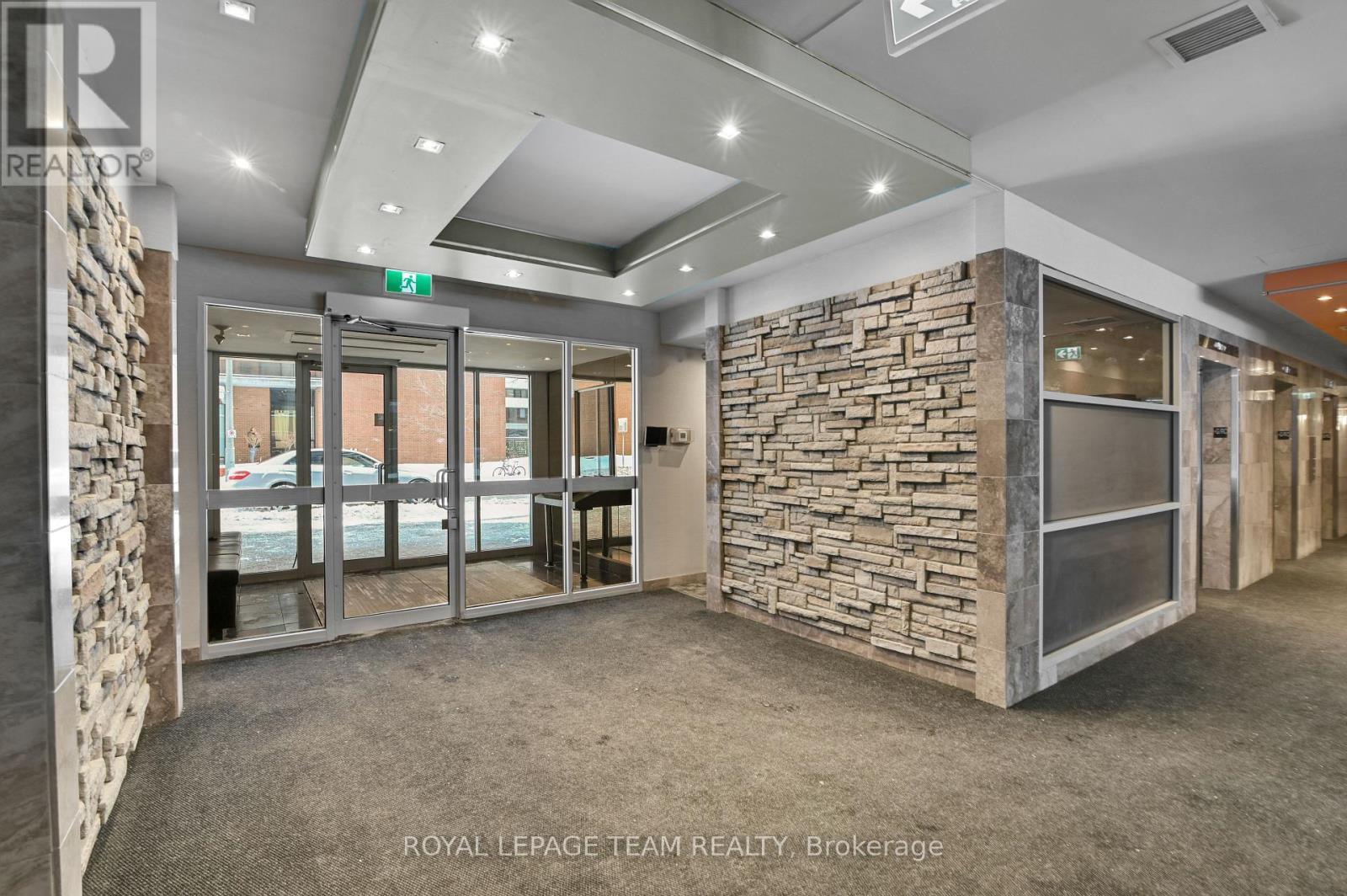 1407 - 470 Laurier Avenue W, Ottawa, Ontario  K1R 7W9 - Photo 3 - X12984990