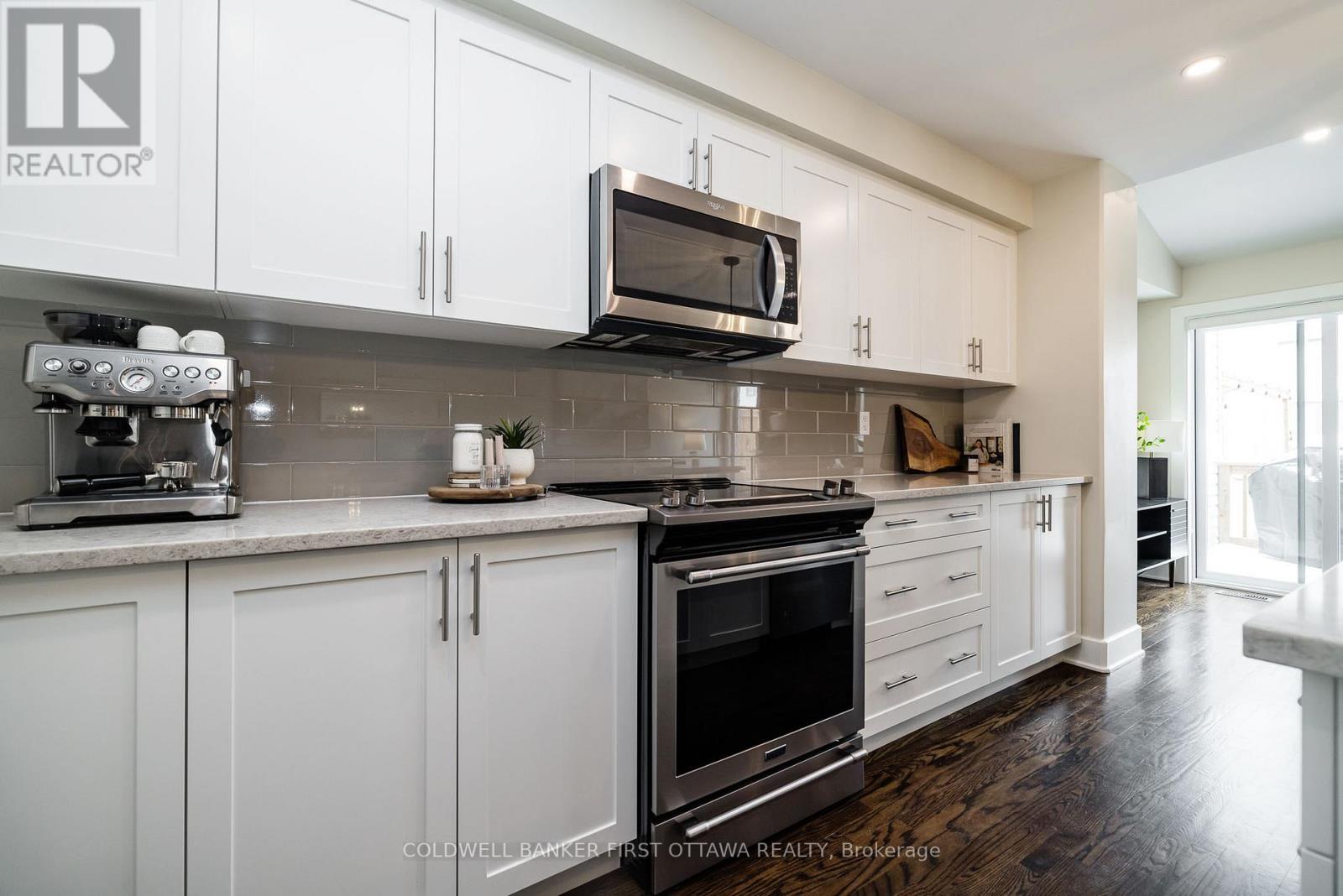 211 Purchase Crescent, Ottawa, Ontario  K2S 2L8 - Photo 12 - X12985110