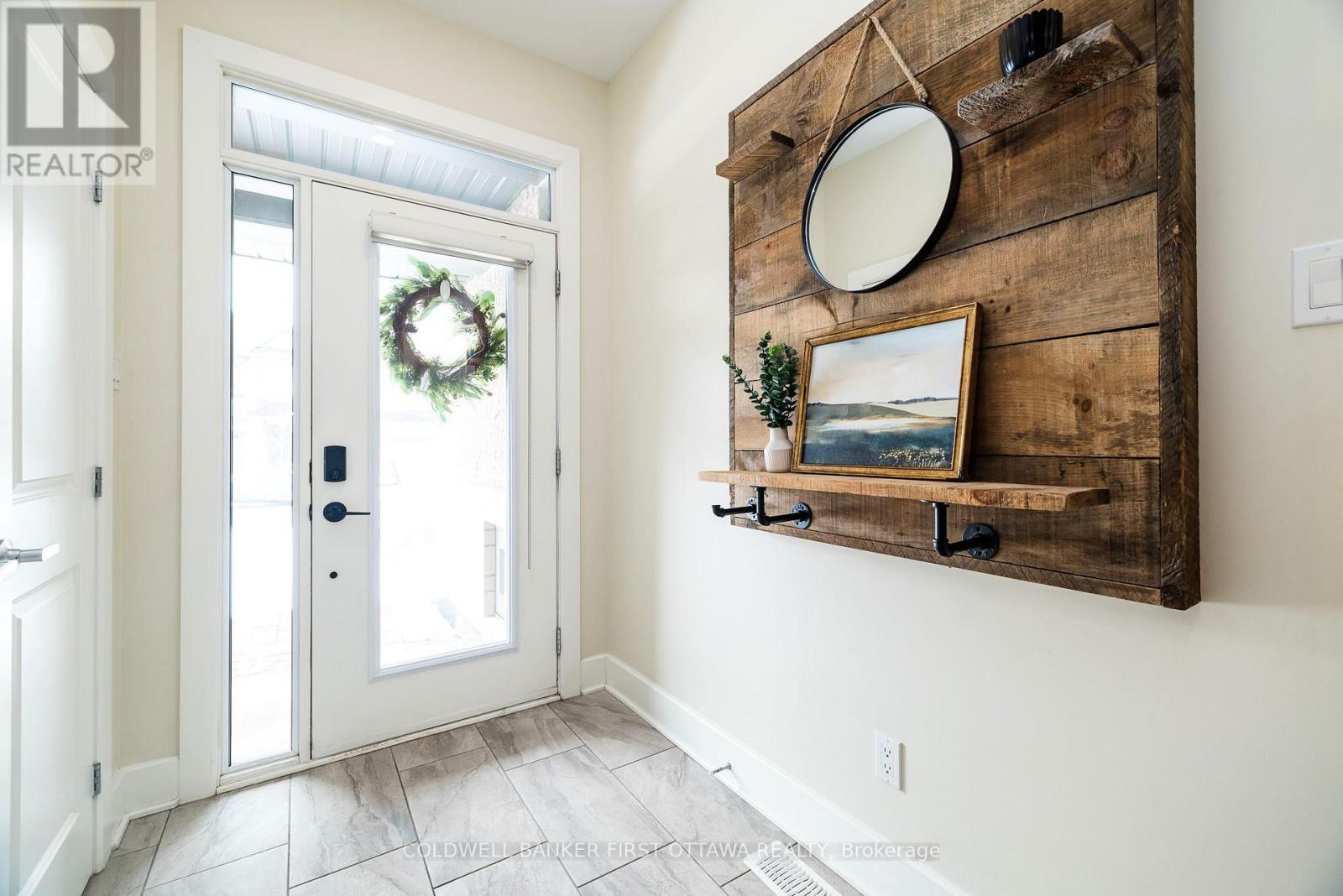 211 Purchase Crescent, Ottawa, Ontario  K2S 2L8 - Photo 4 - X12985110