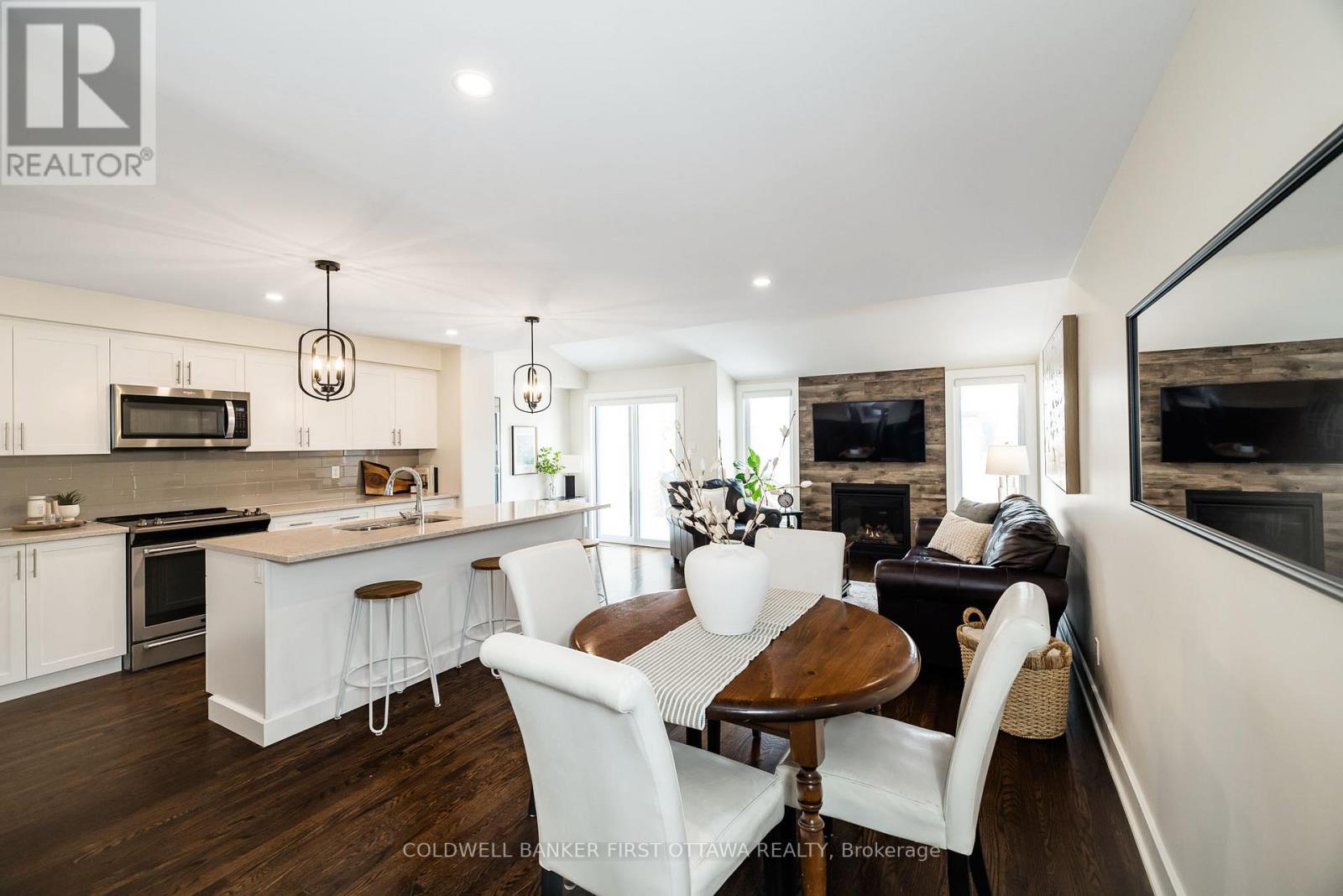 211 Purchase Crescent, Ottawa, Ontario  K2S 2L8 - Photo 7 - X12985110