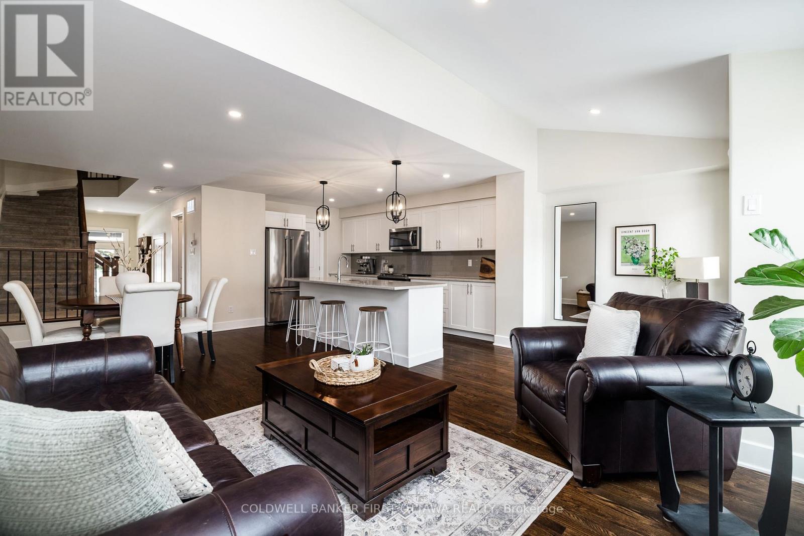 211 Purchase Crescent, Ottawa, Ontario  K2S 2L8 - Photo 8 - X12985110