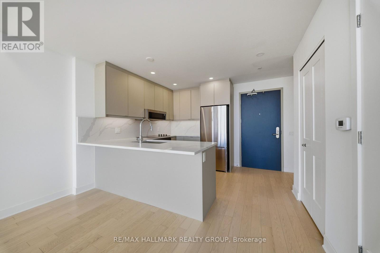 2604 - 180 George Street, Ottawa, Ontario  K1N 0G8 - Photo 7 - X12985114