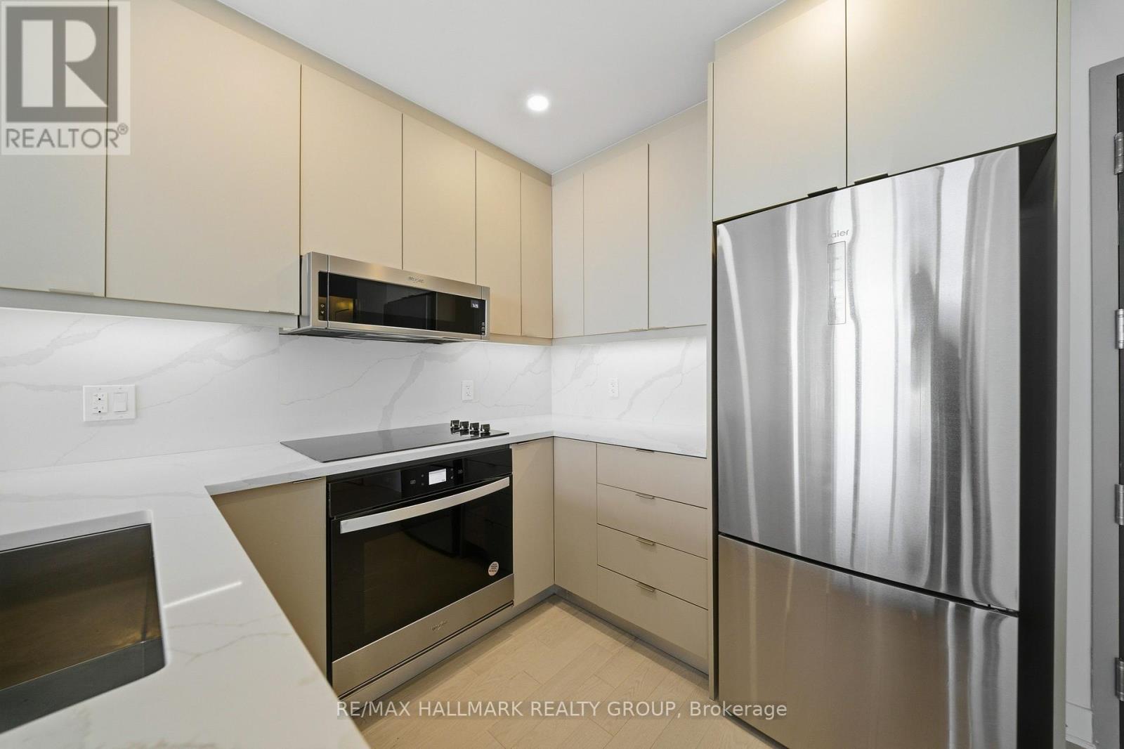 2604 - 180 George Street, Ottawa, Ontario  K1N 0G8 - Photo 8 - X12985114