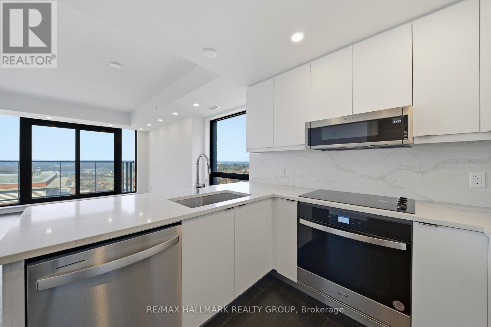 2406 - 180 George Street, Ottawa, Ontario  K1N 0G8 - Photo 10 - X12985122