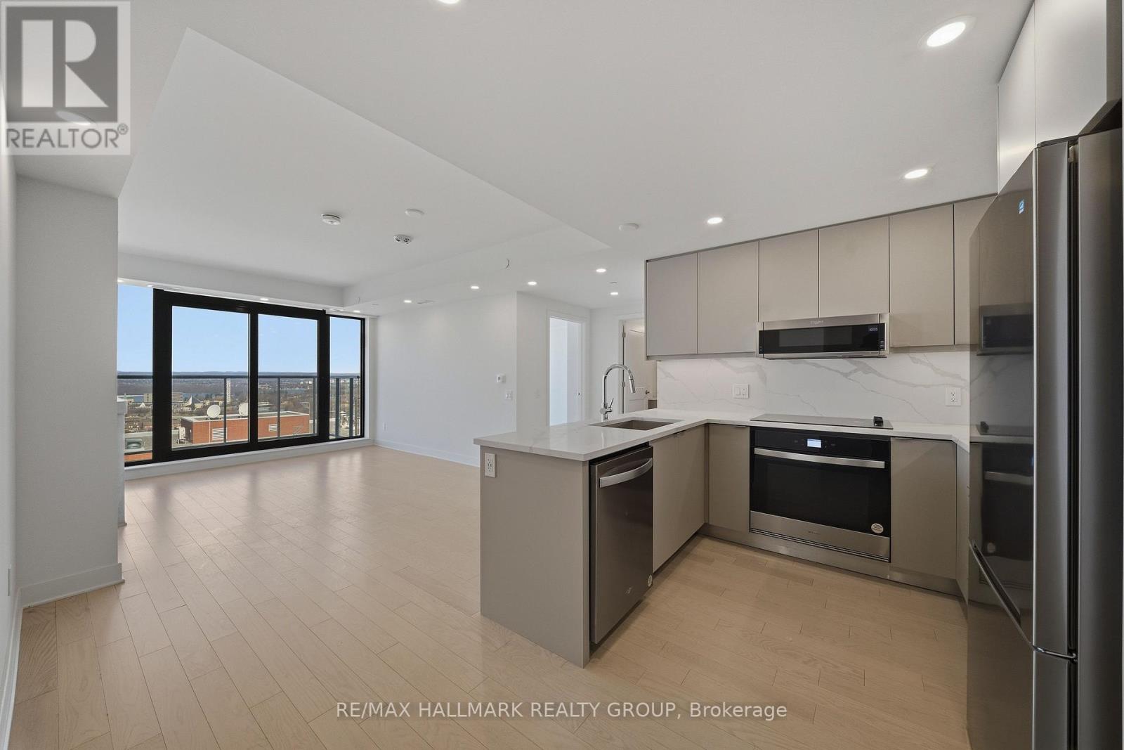 2603 - 180 George Street, Ottawa, Ontario  K1N 0G8 - Photo 3 - X12985140