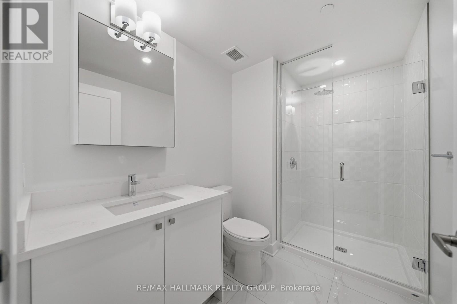 308 - 180 George Street, Ottawa, Ontario  K1N 0G8 - Photo 7 - X12985162