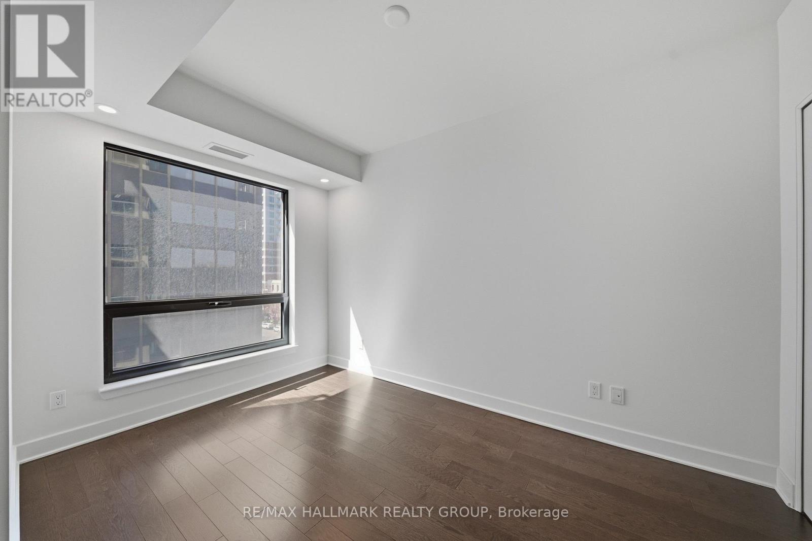 501 - 180 George Street, Ottawa, Ontario  K1N 0G8 - Photo 13 - X12985164