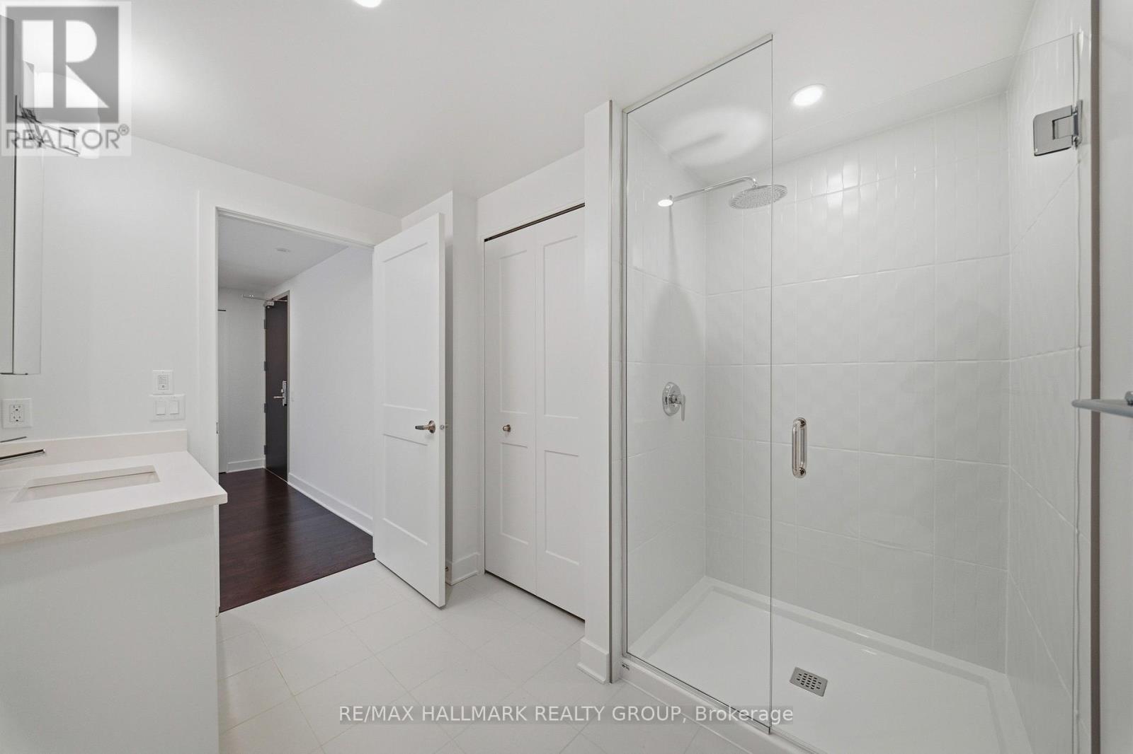 501 - 180 George Street, Ottawa, Ontario  K1N 0G8 - Photo 6 - X12985164