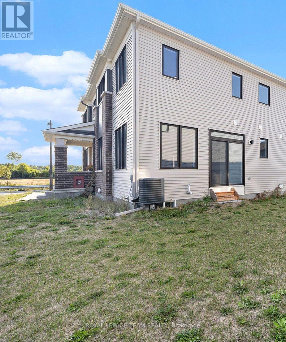 165 Yearling Circle, Ottawa, Ontario  K0A 2Z0 - Photo 28 - X12985178