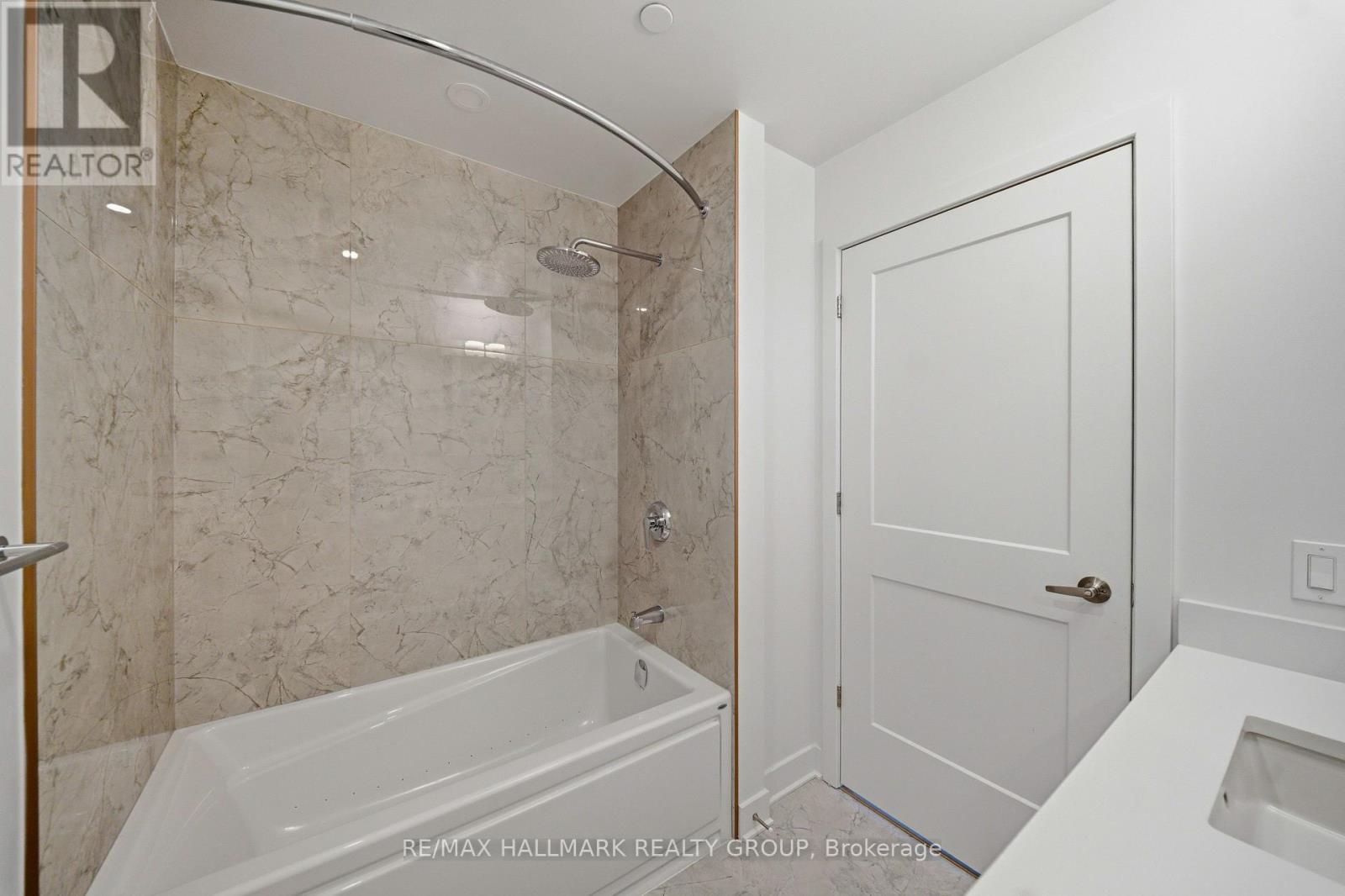 2605 - 180 George Street, Ottawa, Ontario  K1N 0G8 - Photo 6 - X12985190