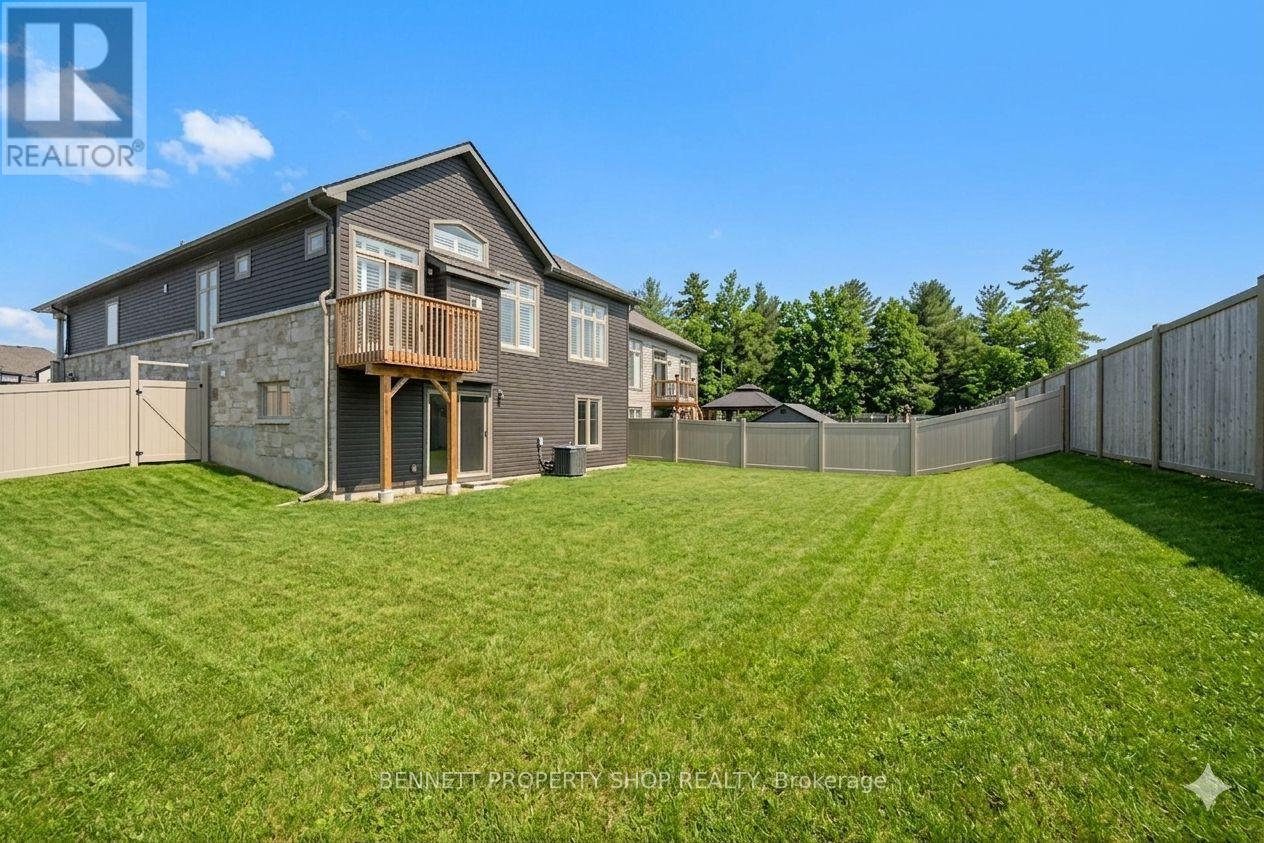 621 Enclave Lane, Clarence-Rockland, Ontario  K4K 0M8 - Photo 21 - X12985192